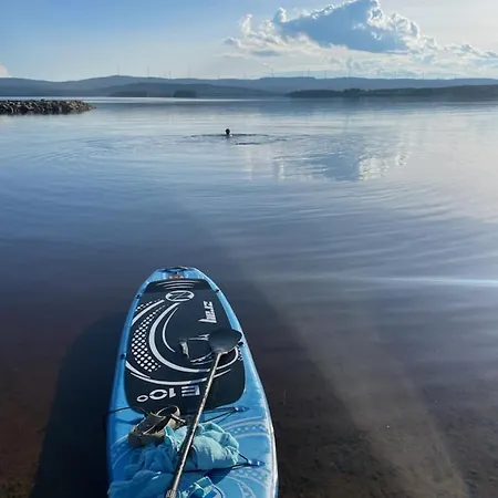 With View, Beach, Rowboat, Canoe Holiday home Austvatn
