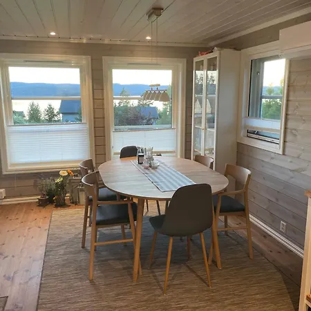 Holiday home With View, Beach, Rowboat, Canoe *